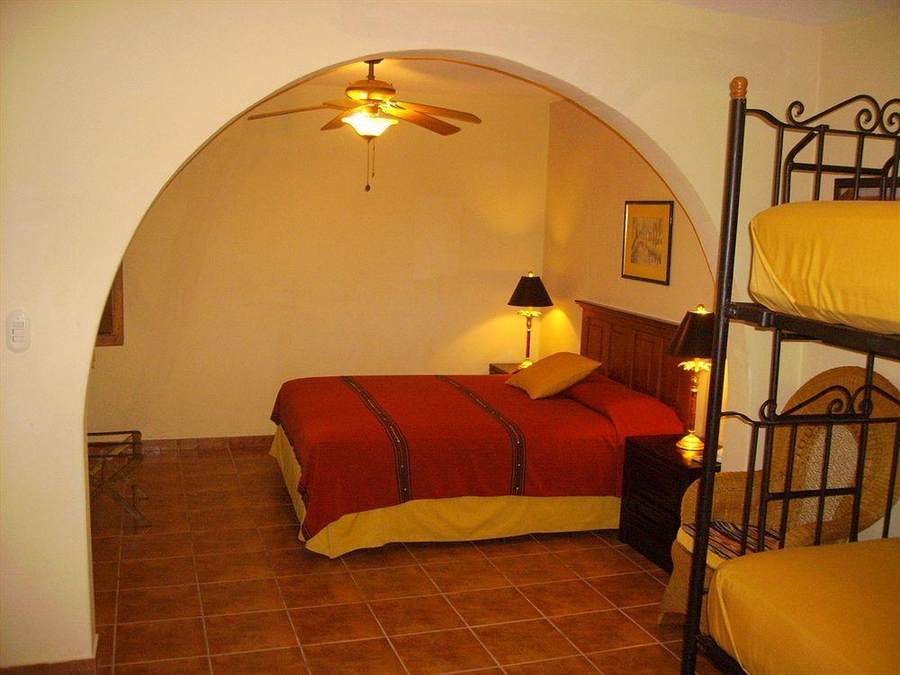 Hotel Don Udo'S Copan Bagian luar foto